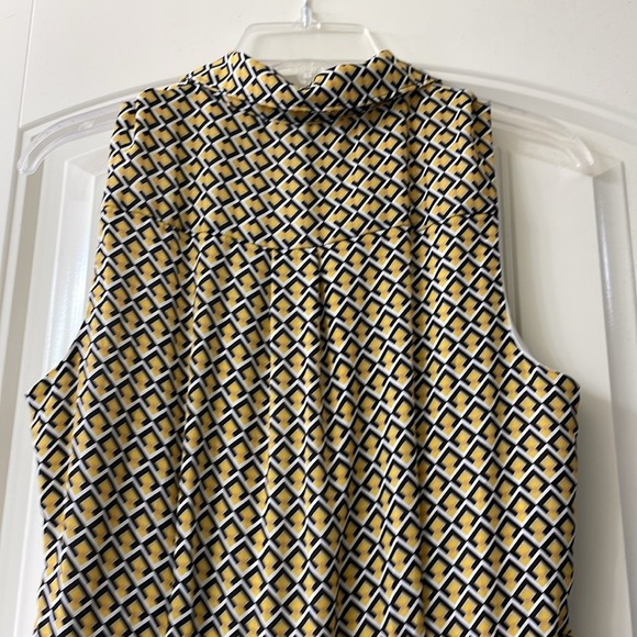 Banana Republic pleated Flowy dress - Picture 10 of 12